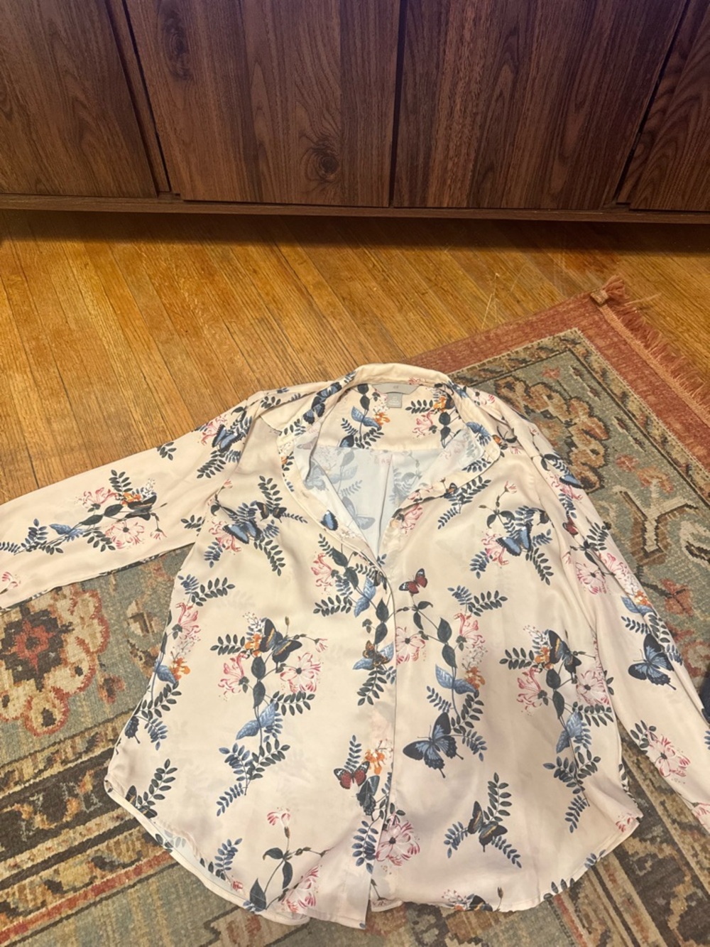 H&M Cream Floral Button-Down Shirt with Blue & Pink Accents
